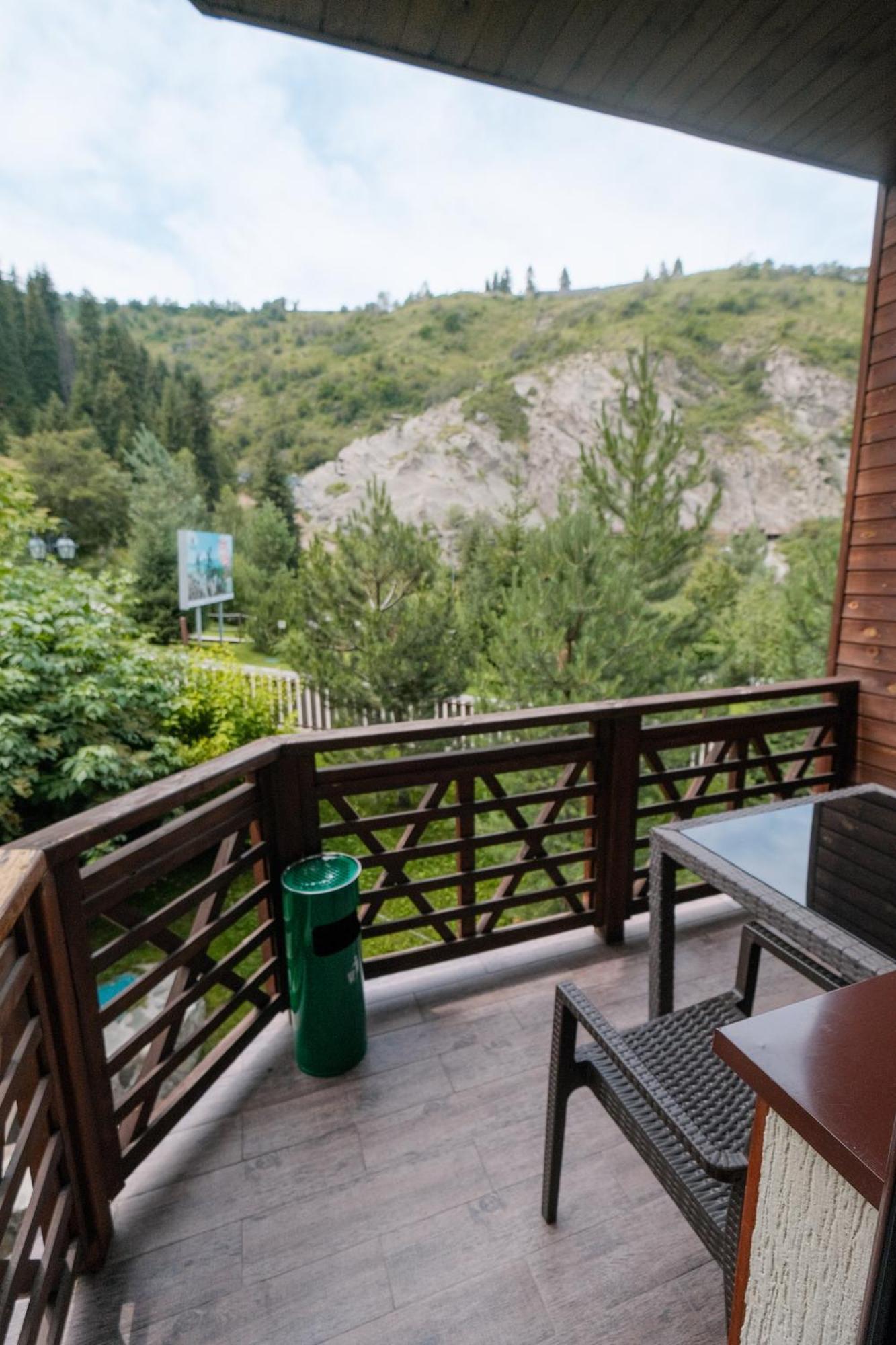 Oi-Qaragai Mountain Resort Besqaynar Exteriér fotografie